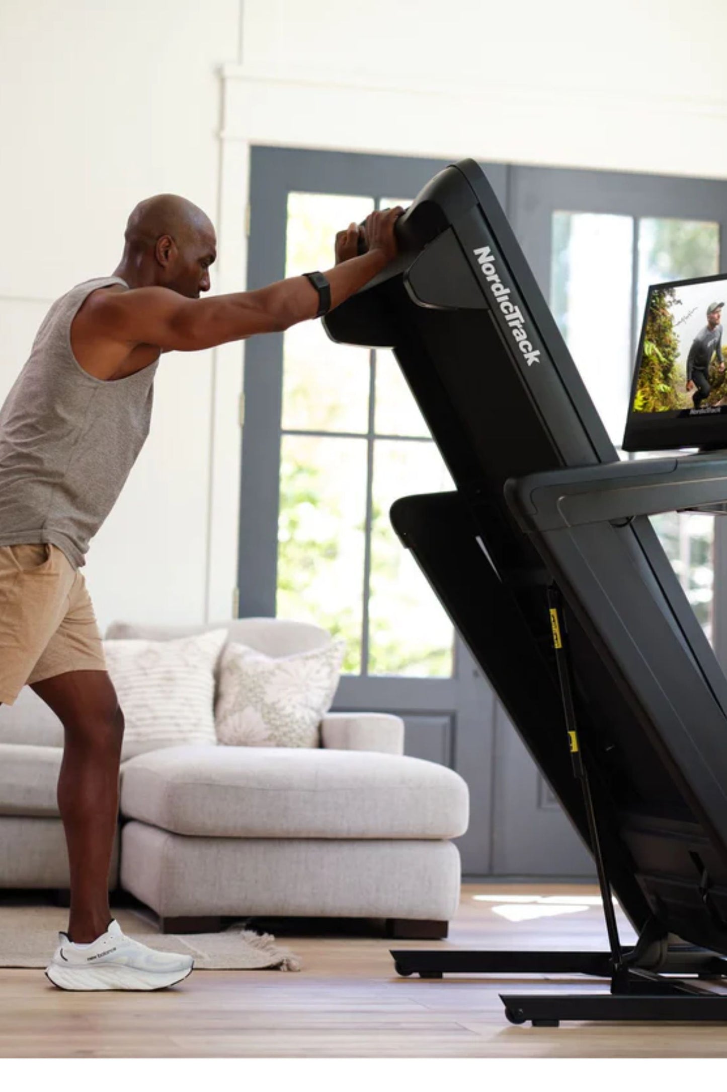 NordicTrack Commercial 2450 – Smart Treadmill for Elite Home Gyms (Free Shipping Canada)